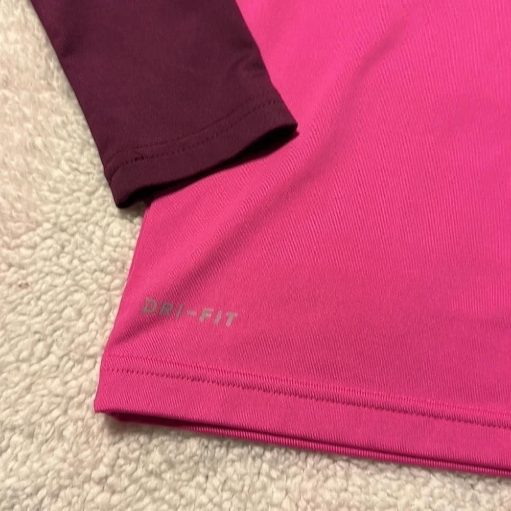 Nike Swim Flash Colorblocked Hydroguard Rash Guard Swimsuit Top Pink